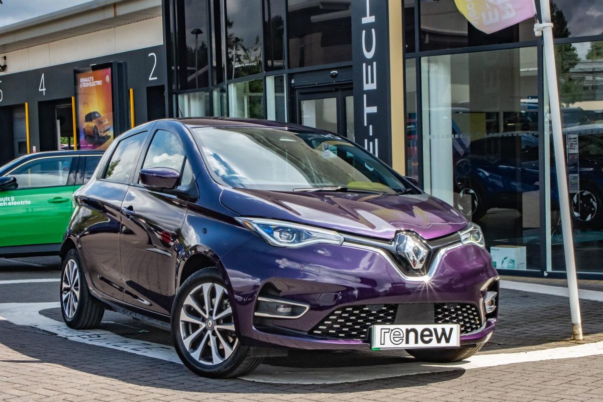 Main listing image - Renault Zoe