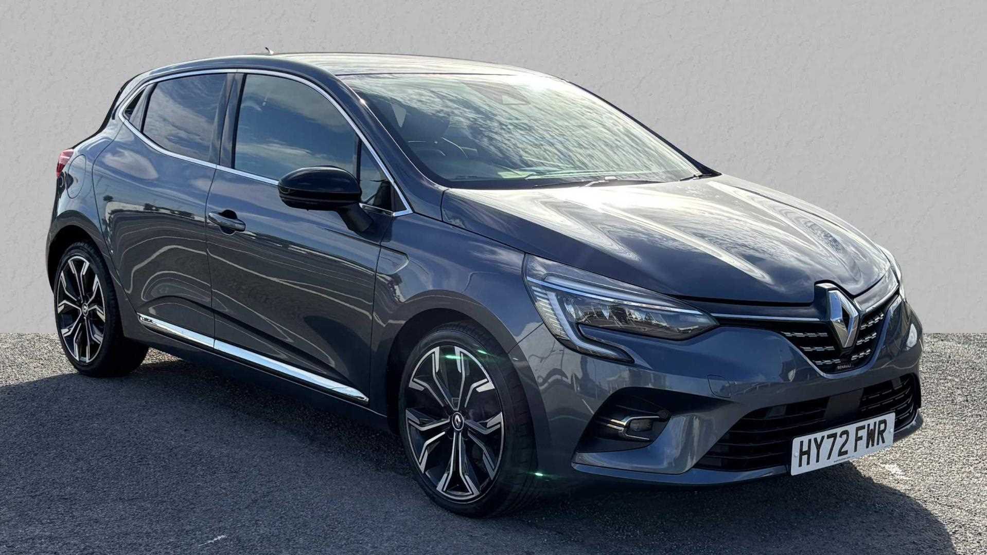 Main listing image - Renault Clio