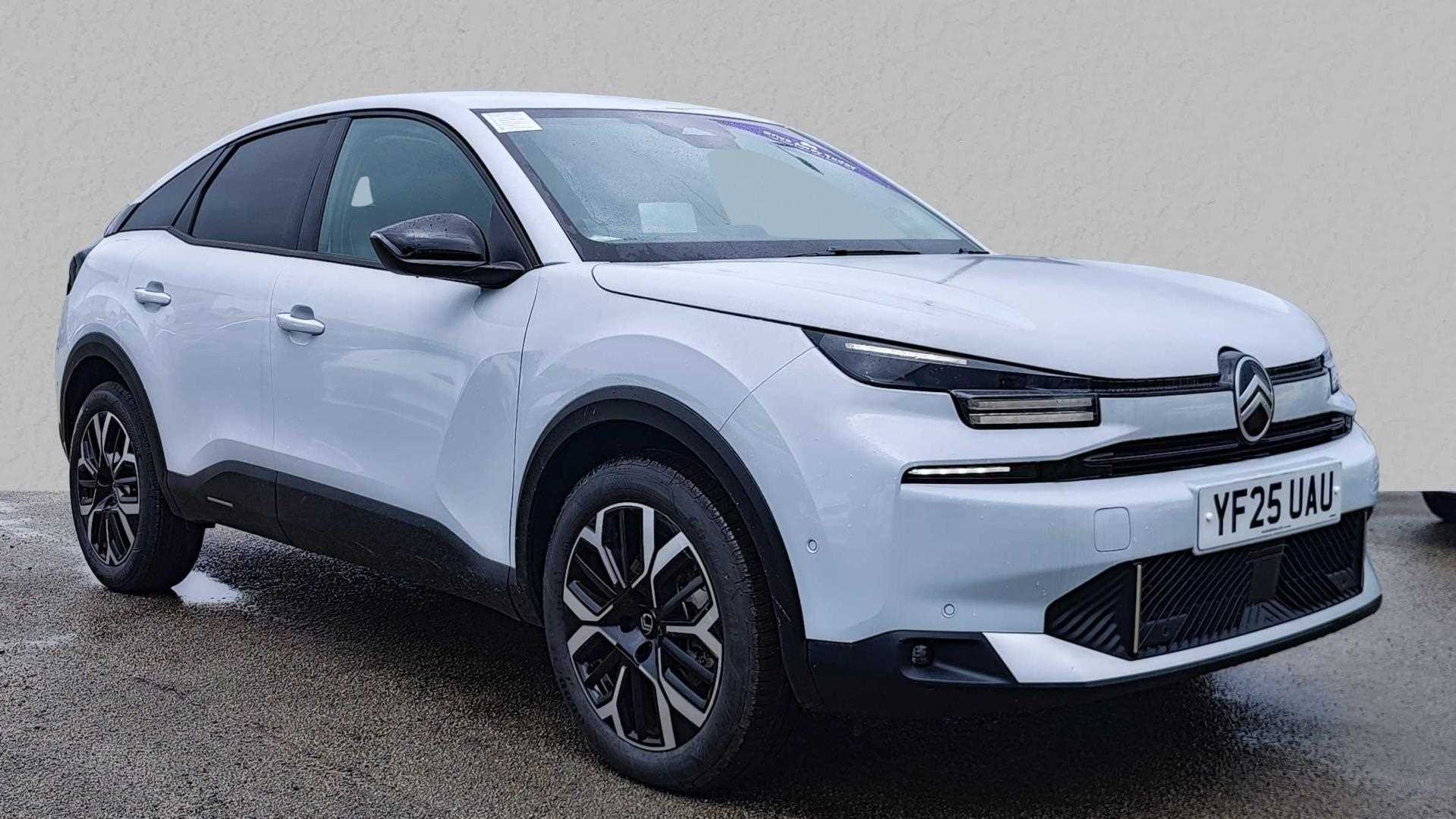 Main listing image - Citroen C4