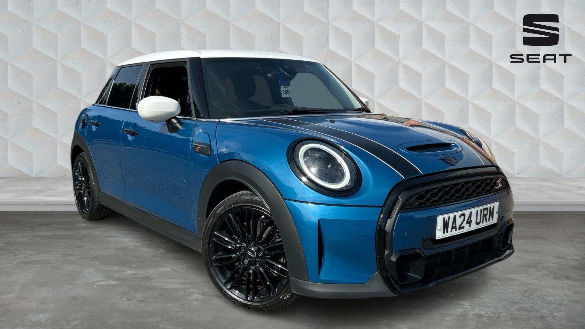 Main listing image - MINI Hatchback