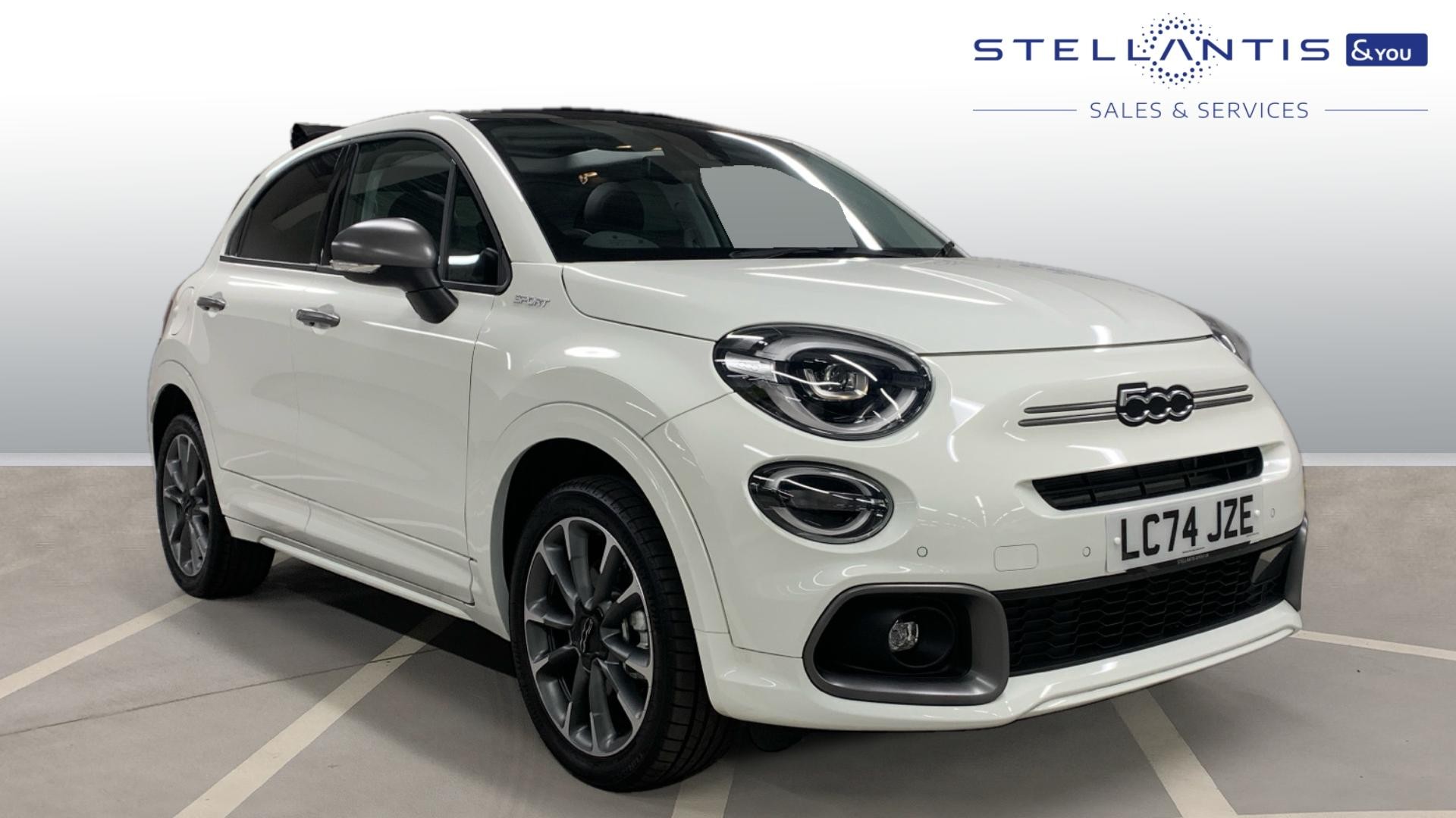 Main listing image - Fiat 500X