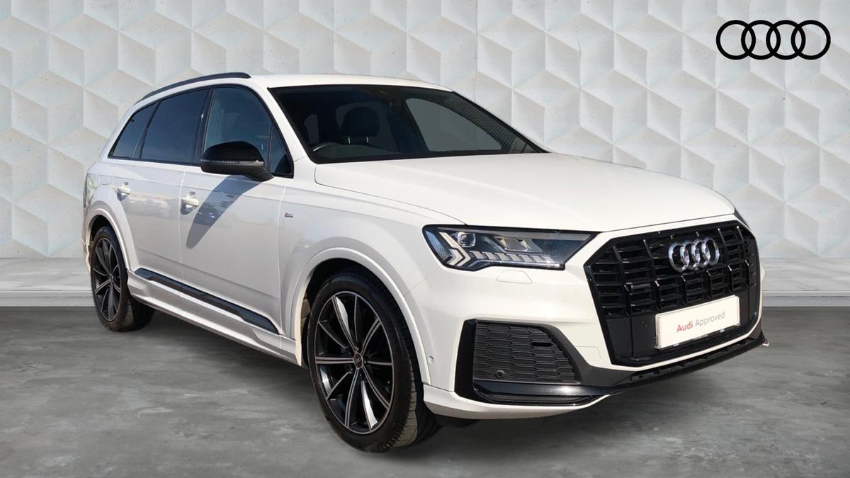 Main listing image - Audi Q7