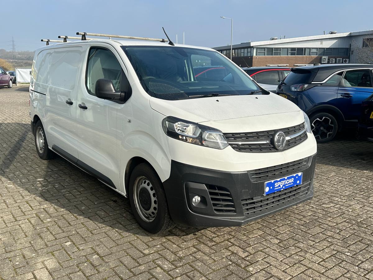 Main listing image - Vauxhall Vivaro