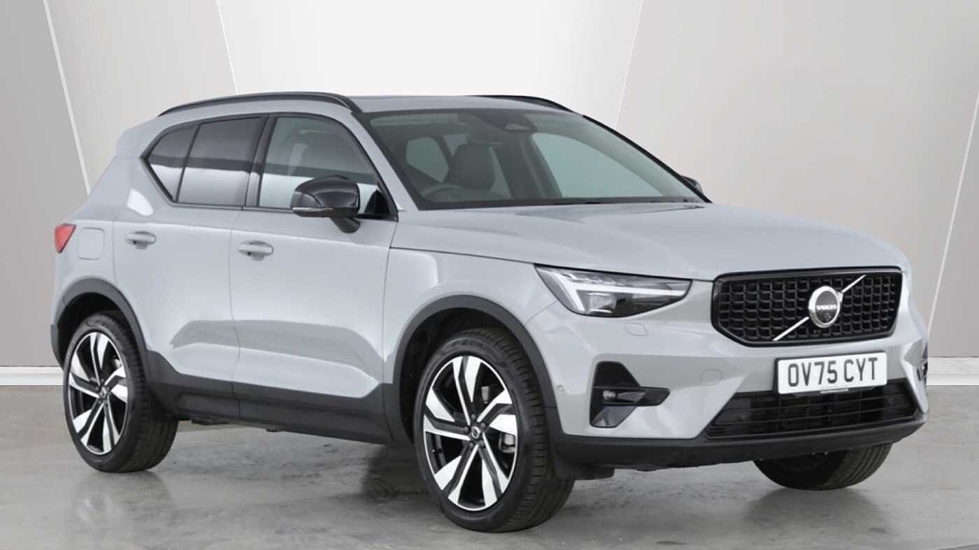 Main listing image - Volvo XC40