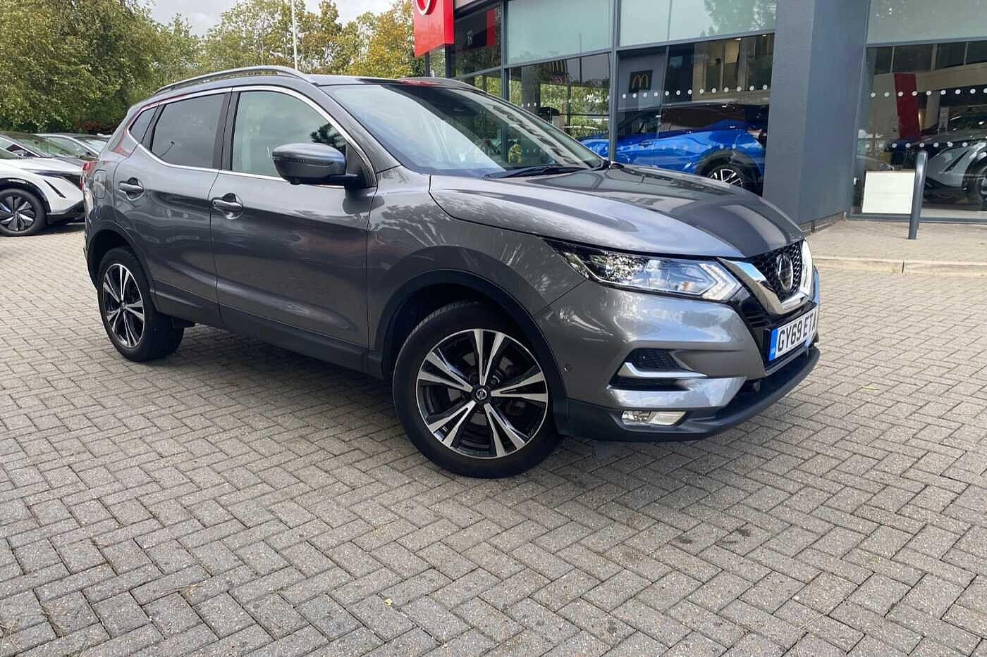 Main listing image - Nissan Qashqai