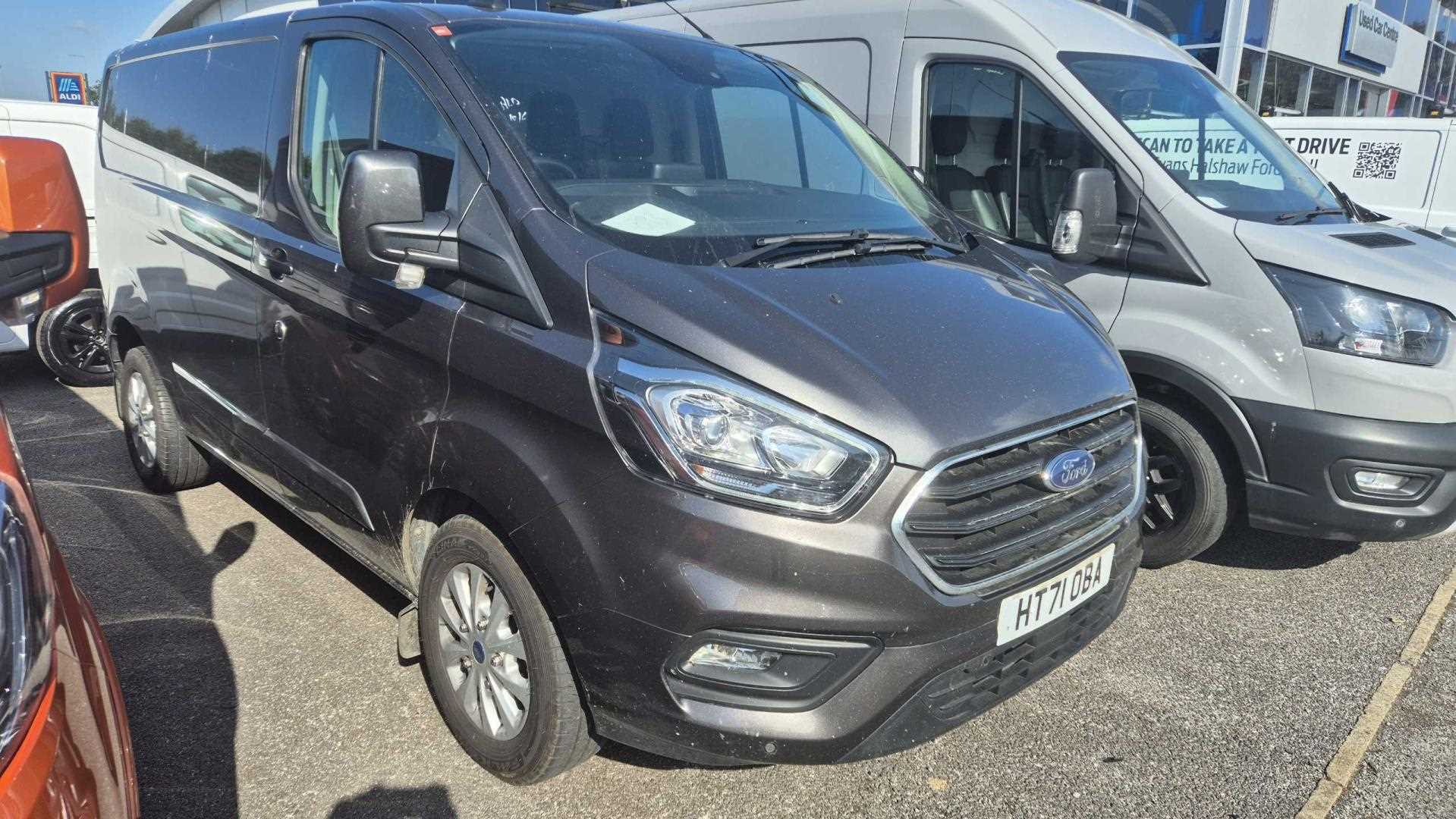 Main listing image - Ford Transit Custom