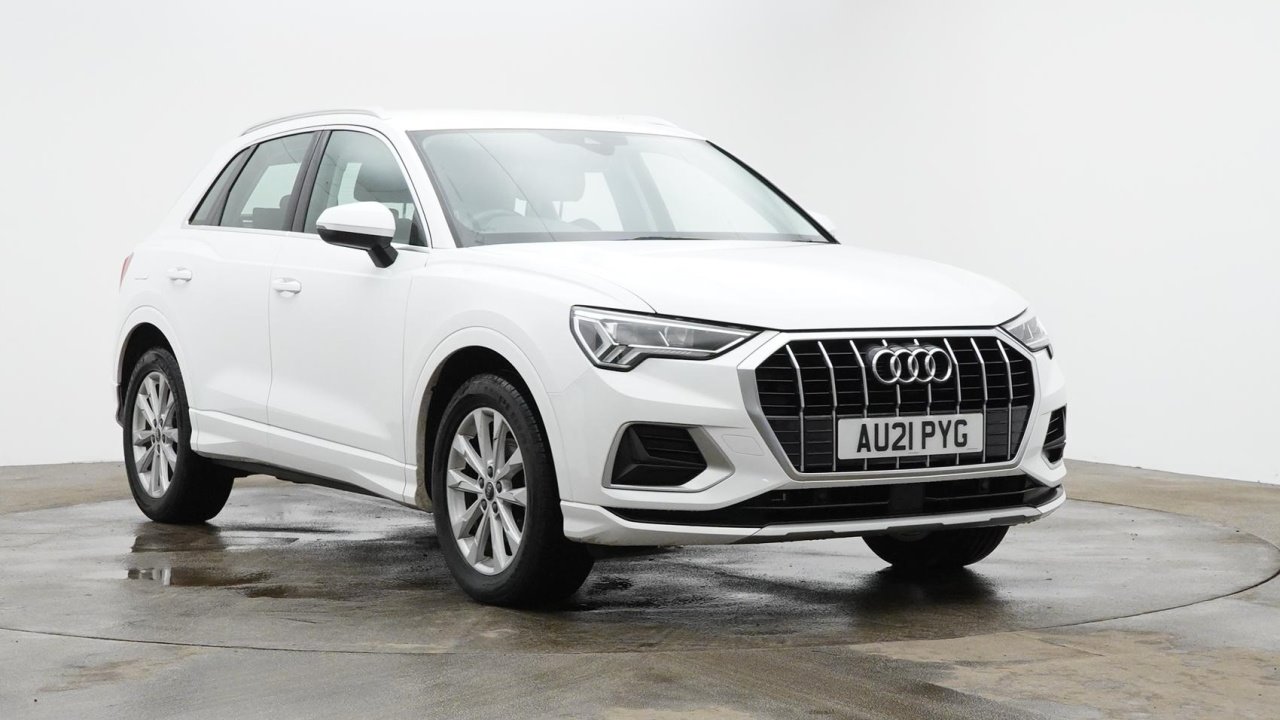 Main listing image - Audi Q3