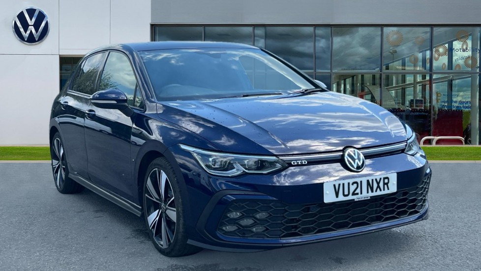 Main listing image - Volkswagen Golf