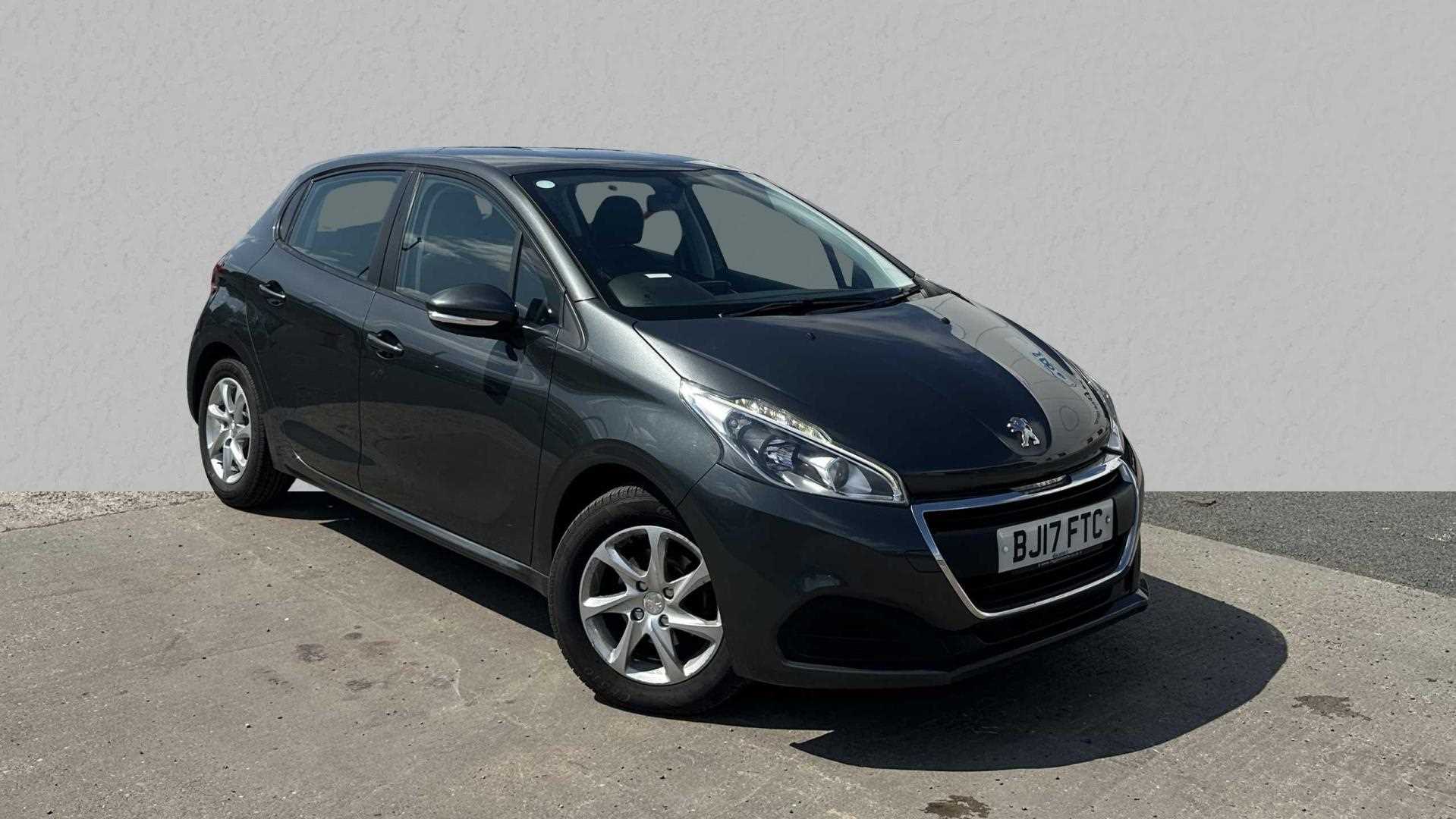 Main listing image - Peugeot 208