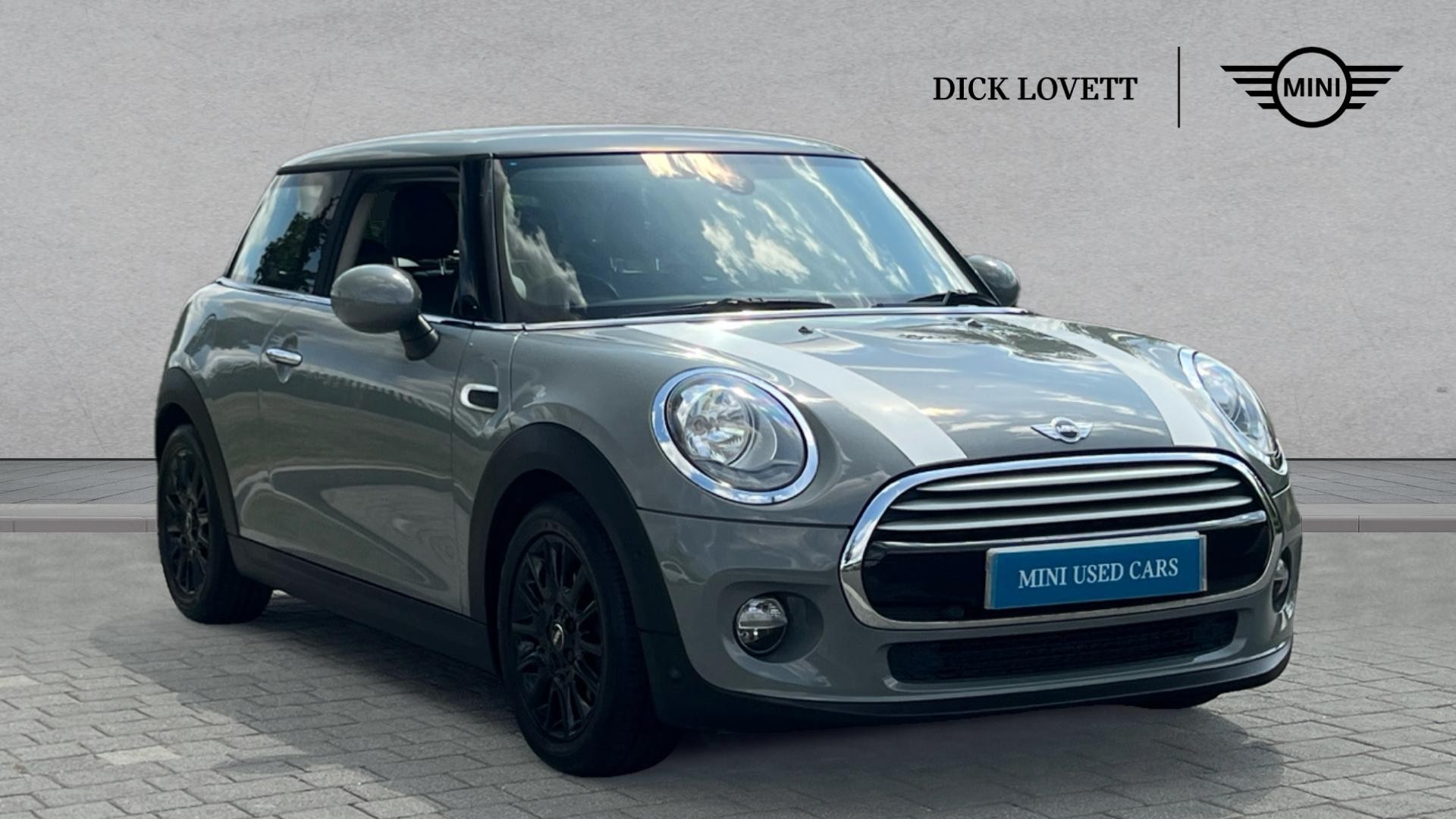 Main listing image - MINI Hatchback