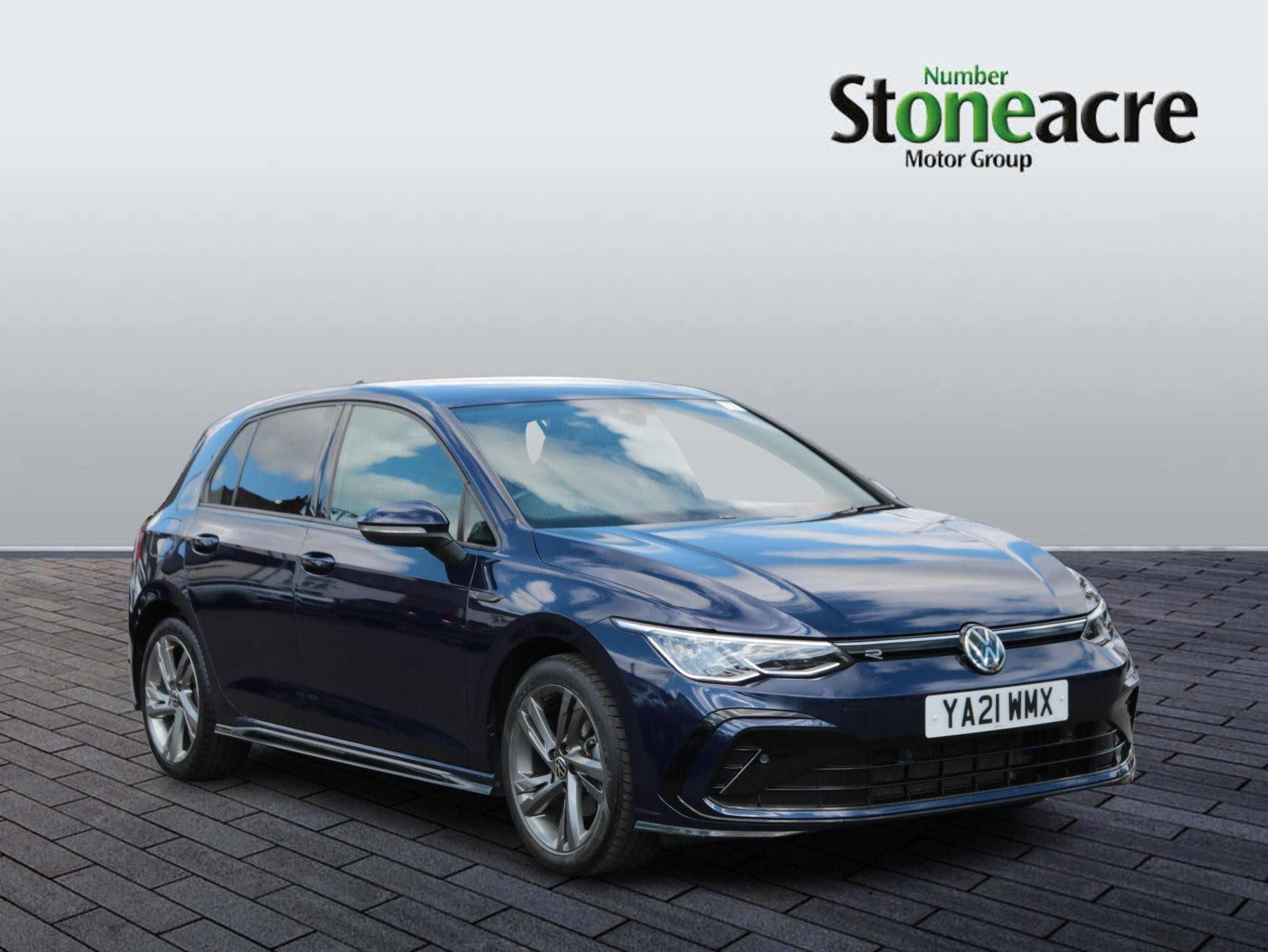 Main listing image - Volkswagen Golf