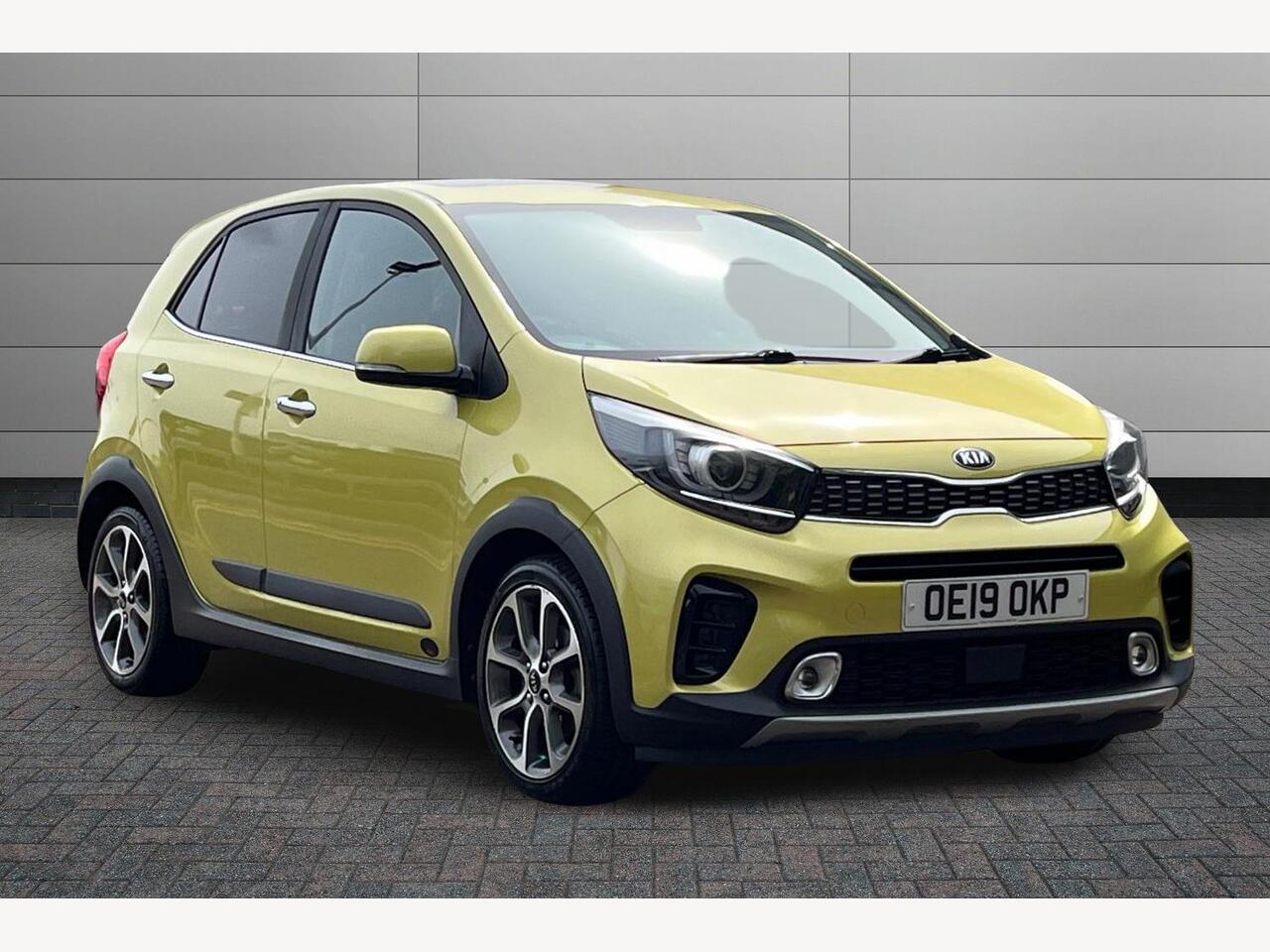 Main listing image - Kia Picanto