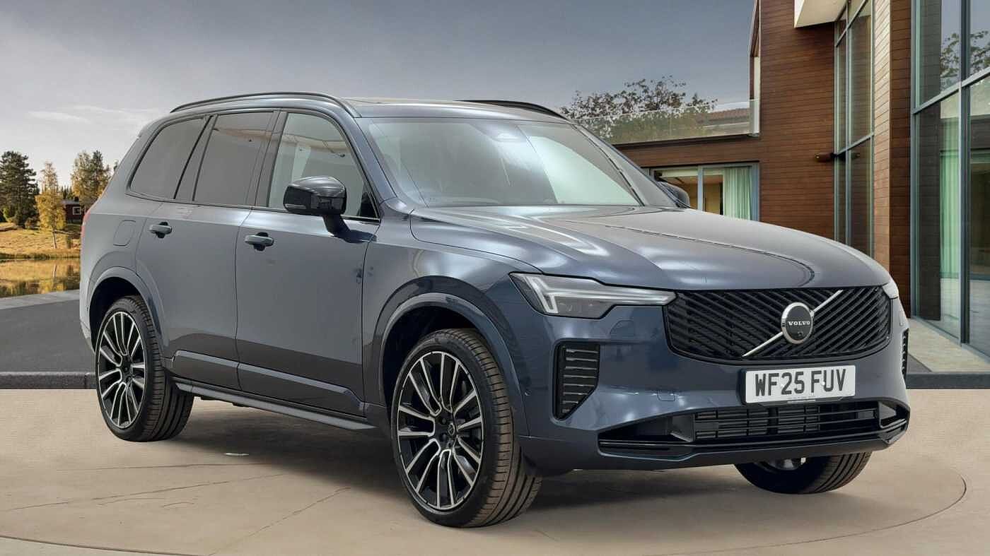 Main listing image - Volvo XC90