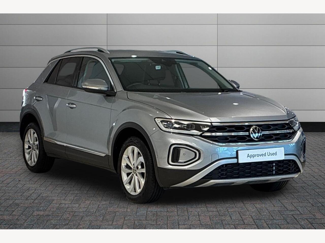 Main listing image - Volkswagen T-Roc