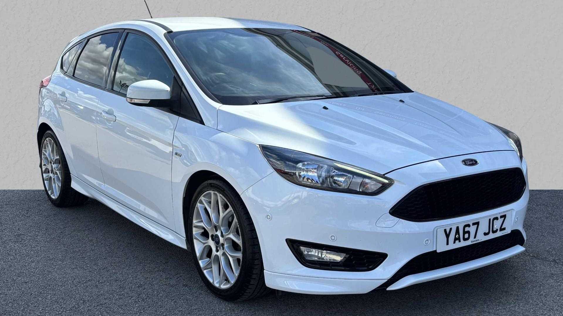Main listing image - Ford Focus