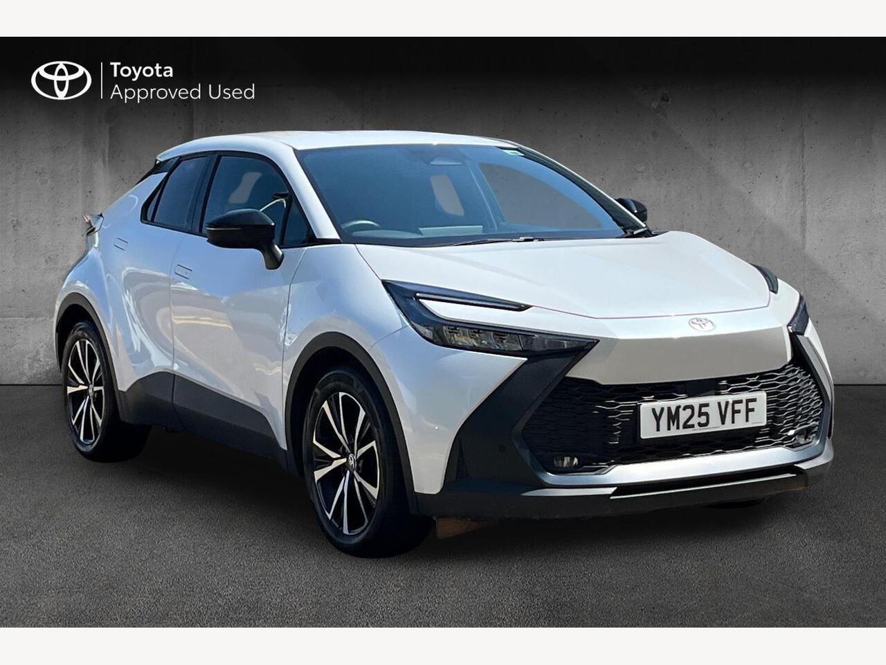 Main listing image - Toyota C-HR