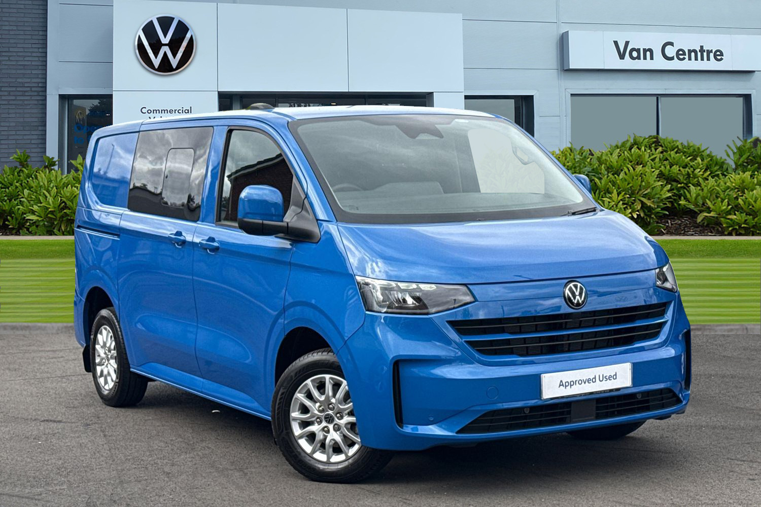 Main listing image - Volkswagen Transporter