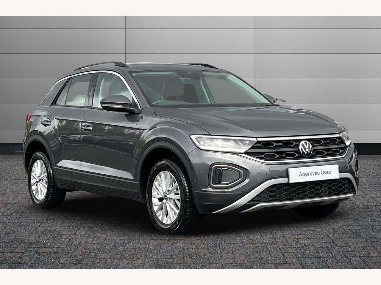 Main listing image - Volkswagen T-Roc