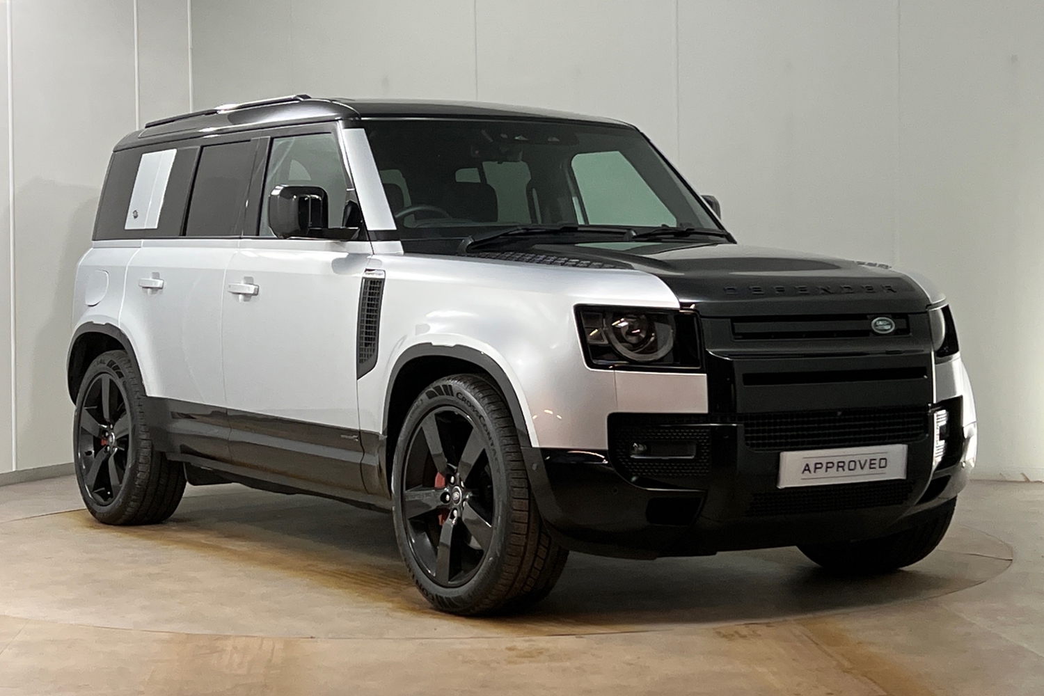 Main listing image - Land Rover Defender