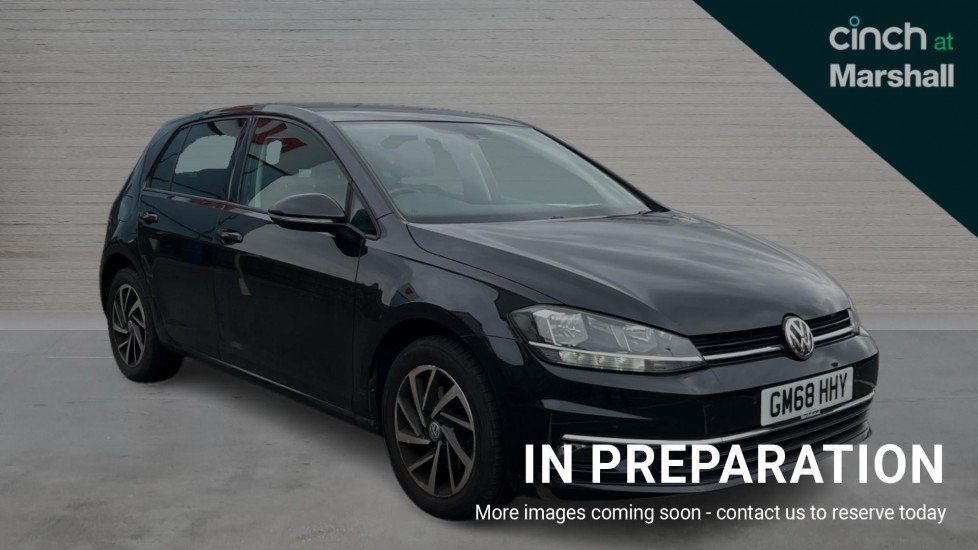 Main listing image - Volkswagen Golf