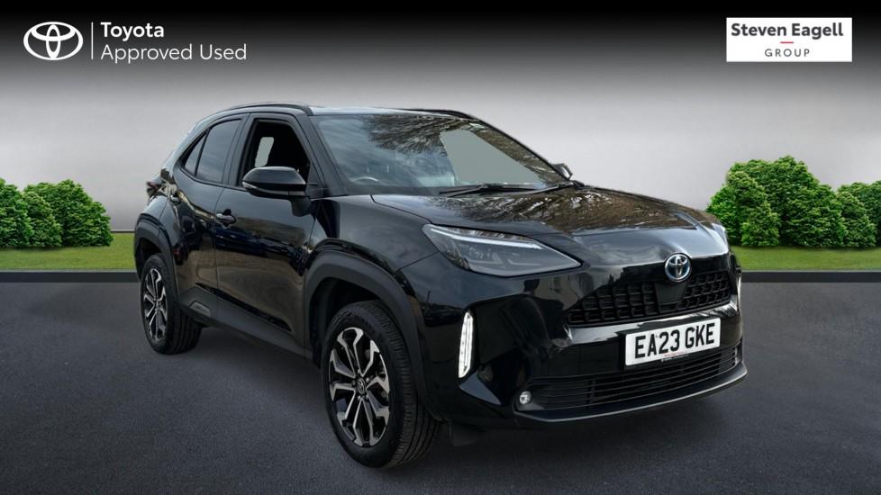 Main listing image - Toyota Yaris Cross