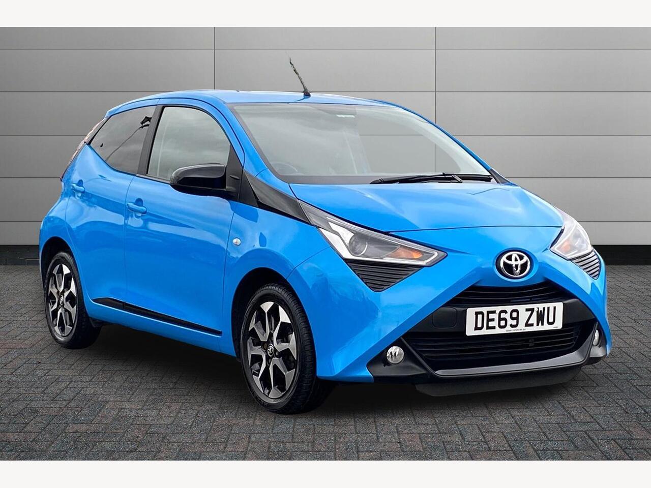 Main listing image - Toyota Aygo