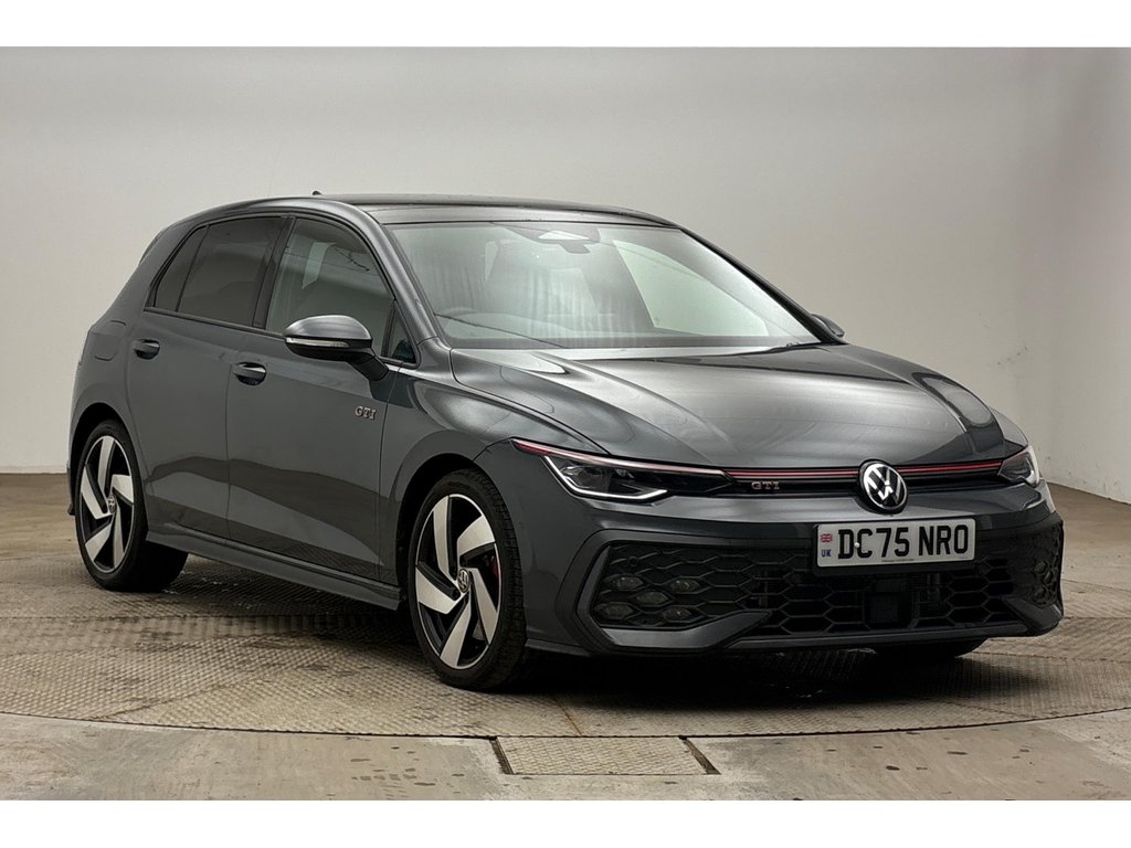 Main listing image - Volkswagen Golf