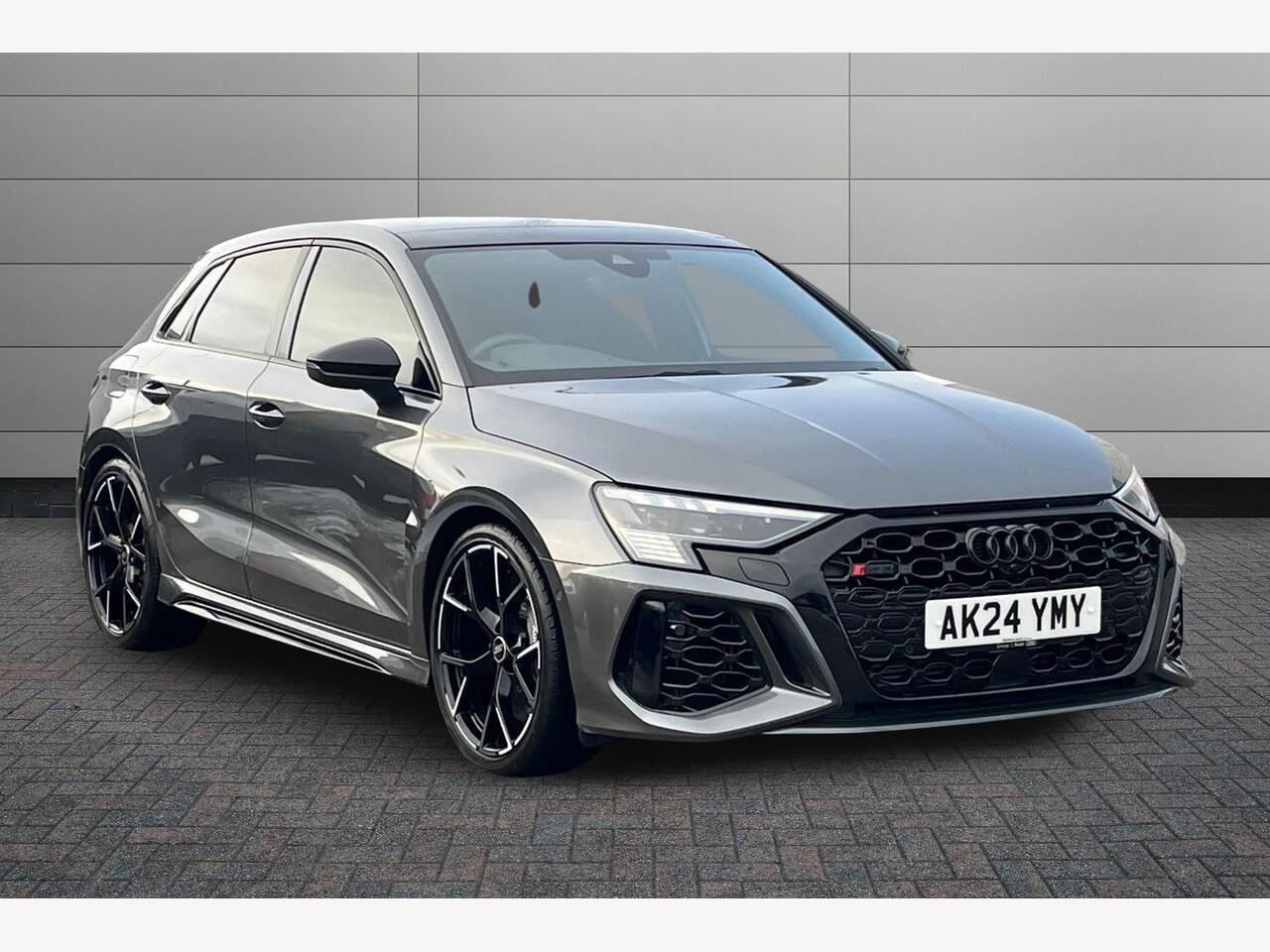 Main listing image - Audi RS3