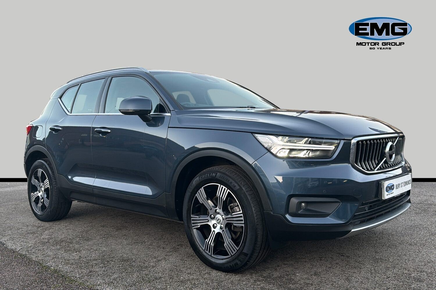 Main listing image - Volvo XC40