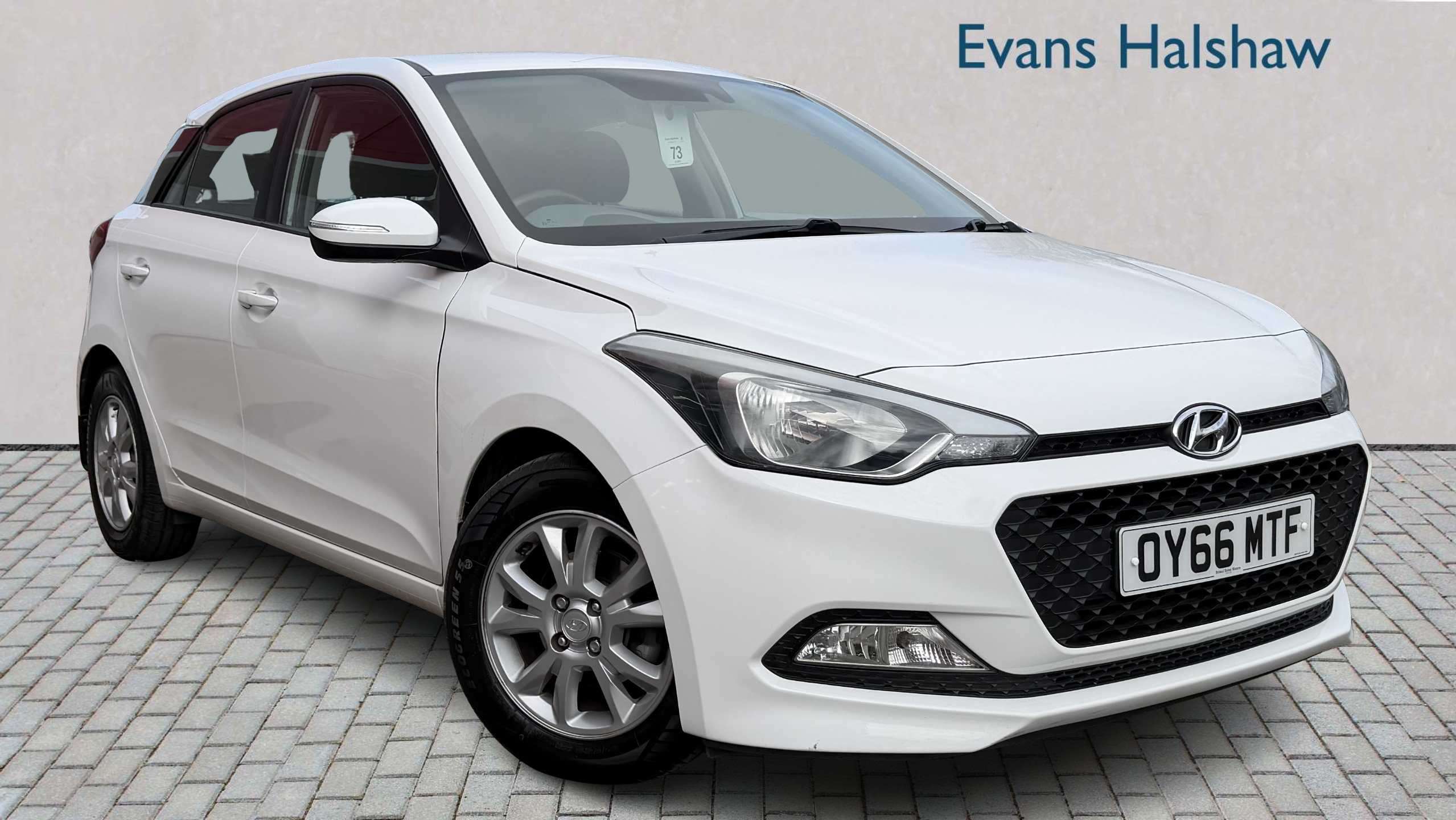 Main listing image - Hyundai i20