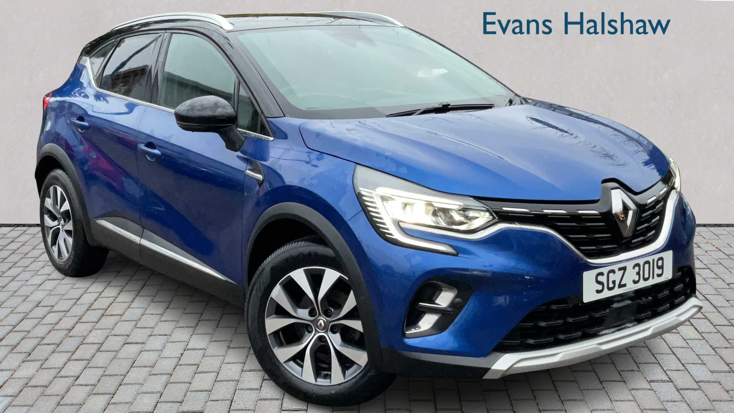 Main listing image - Renault Captur