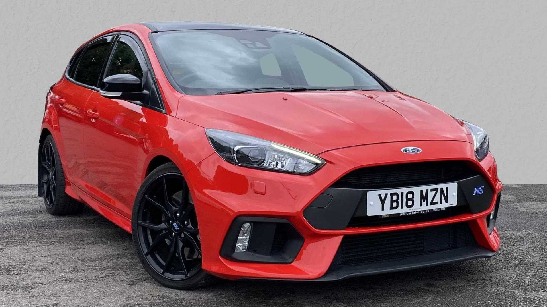 Main listing image - Ford Focus RS