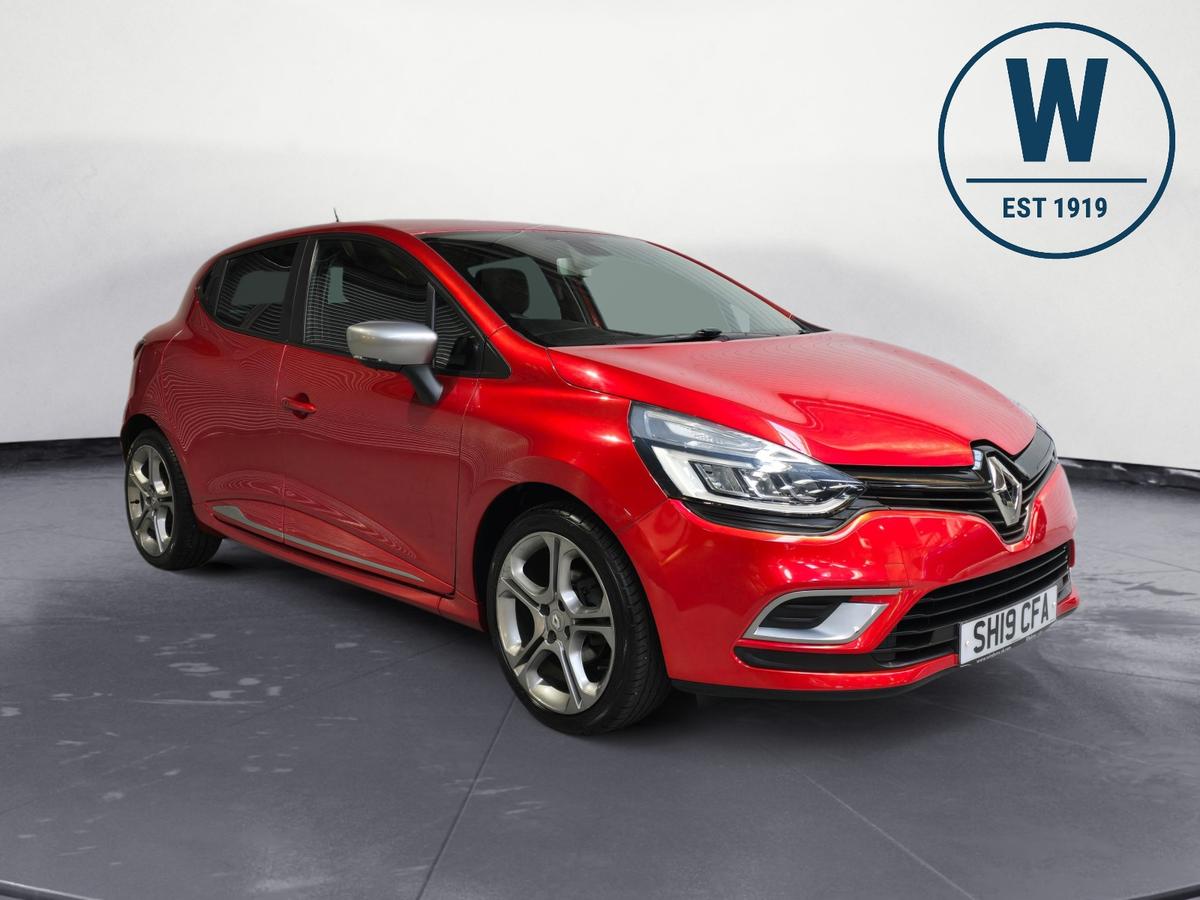 Main listing image - Renault Clio
