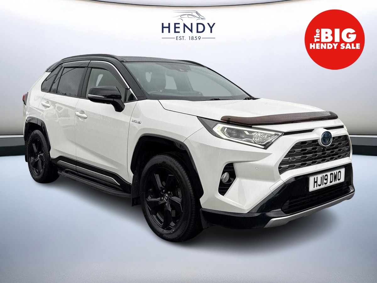 Main listing image - Toyota RAV4