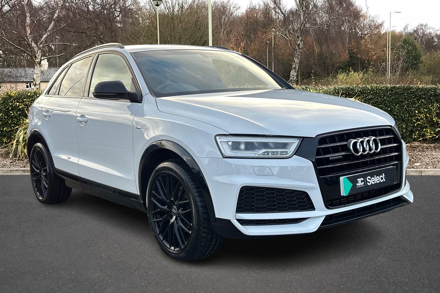 Main listing image - Audi Q3