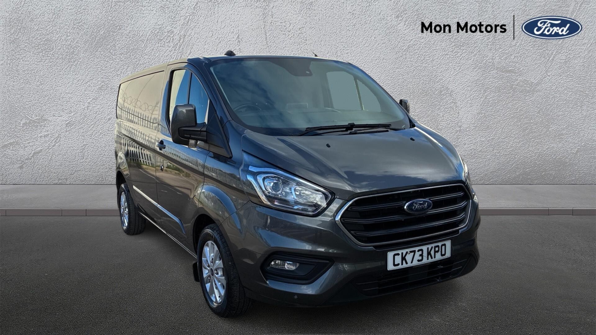 Main listing image - Ford Transit Custom