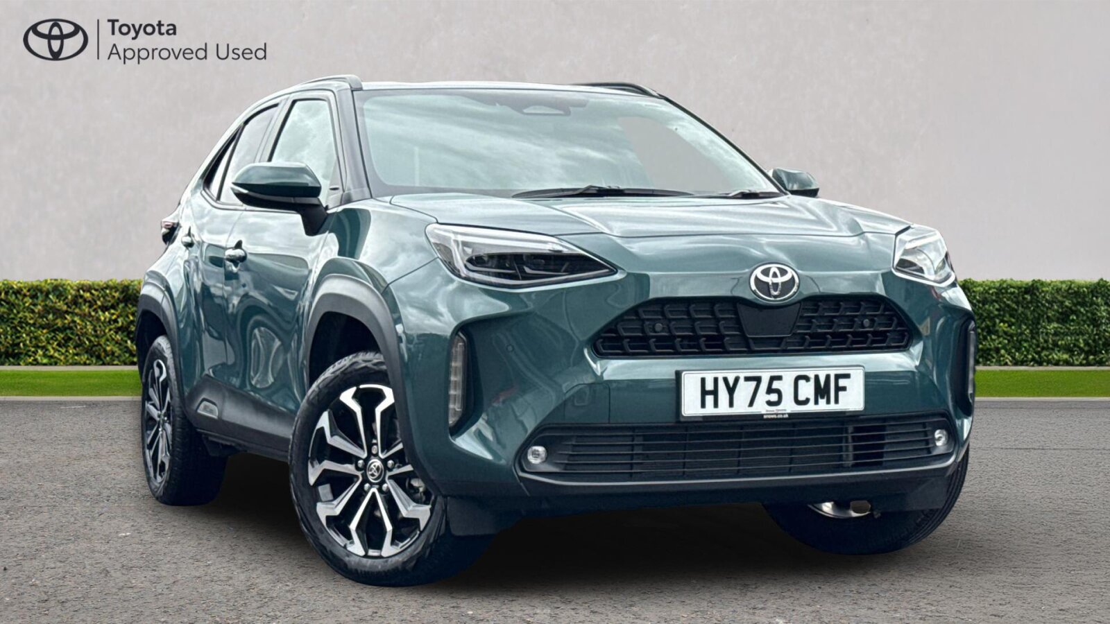 Main listing image - Toyota Yaris Cross