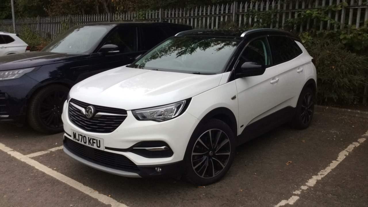 Main listing image - Vauxhall Grandland X