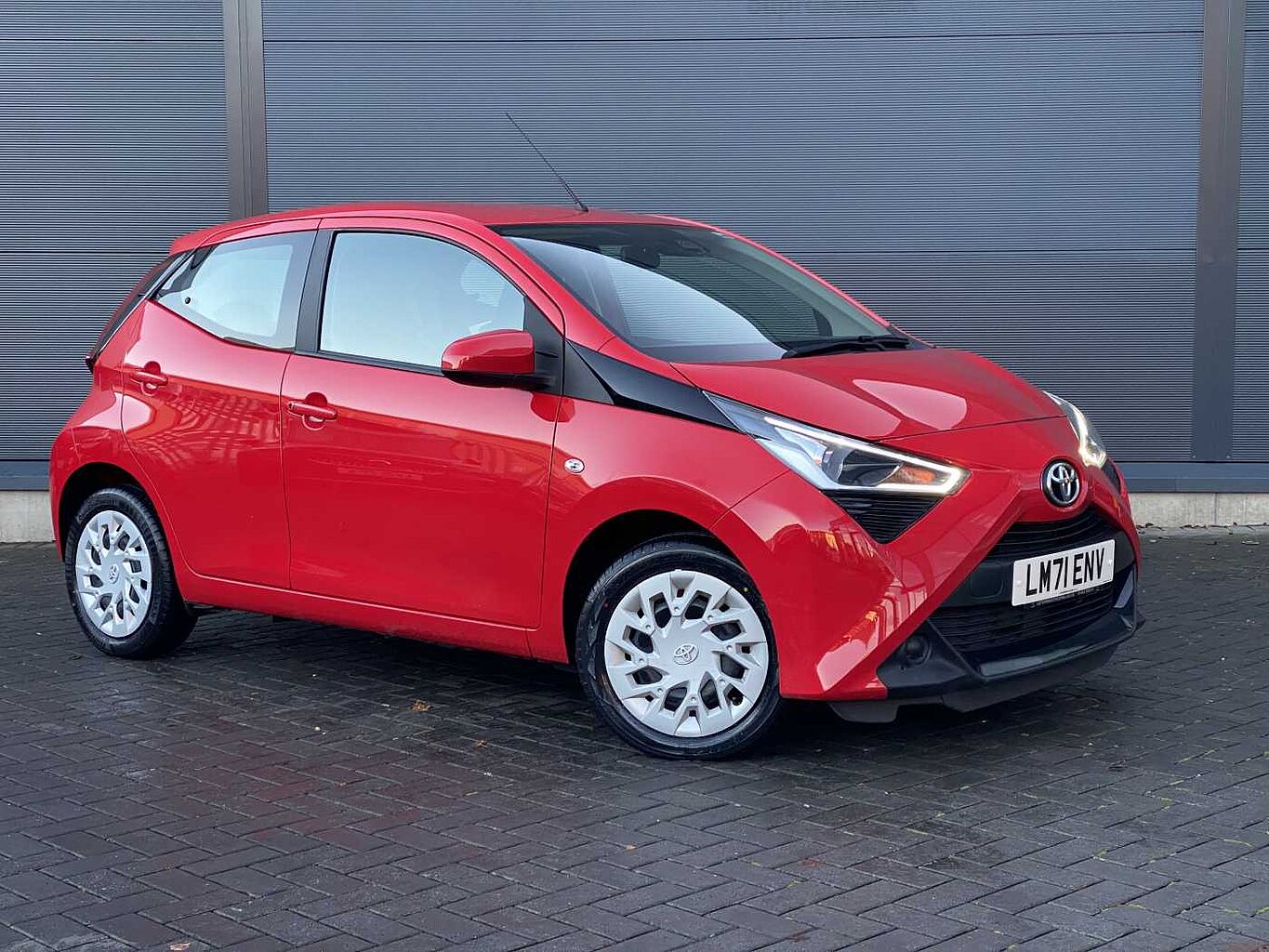 Main listing image - Toyota Aygo