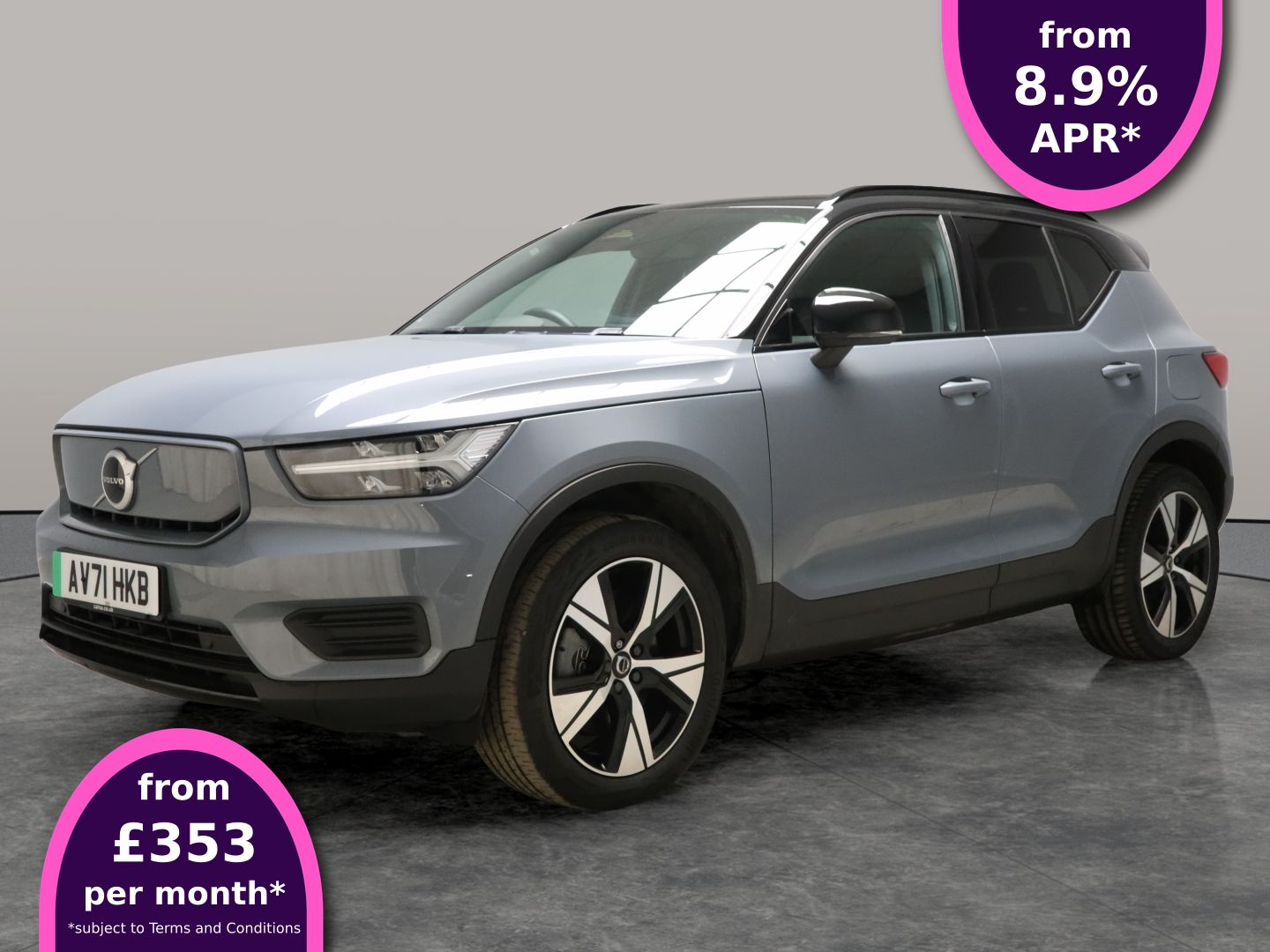 Main listing image - Volvo XC40 Recharge