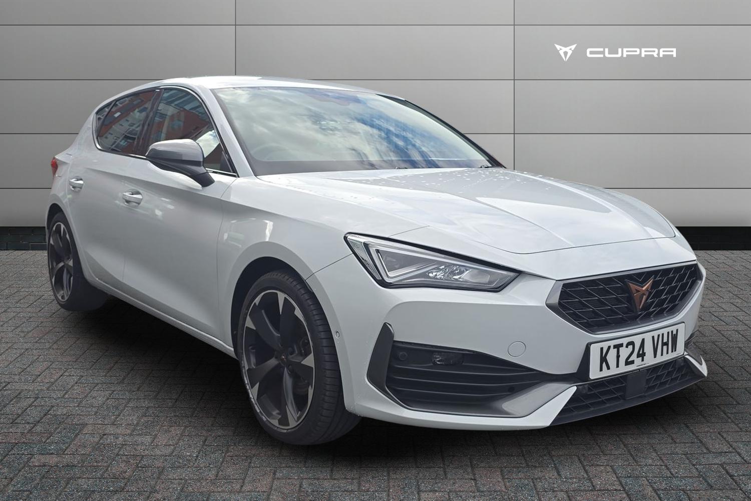 Main listing image - Cupra Leon