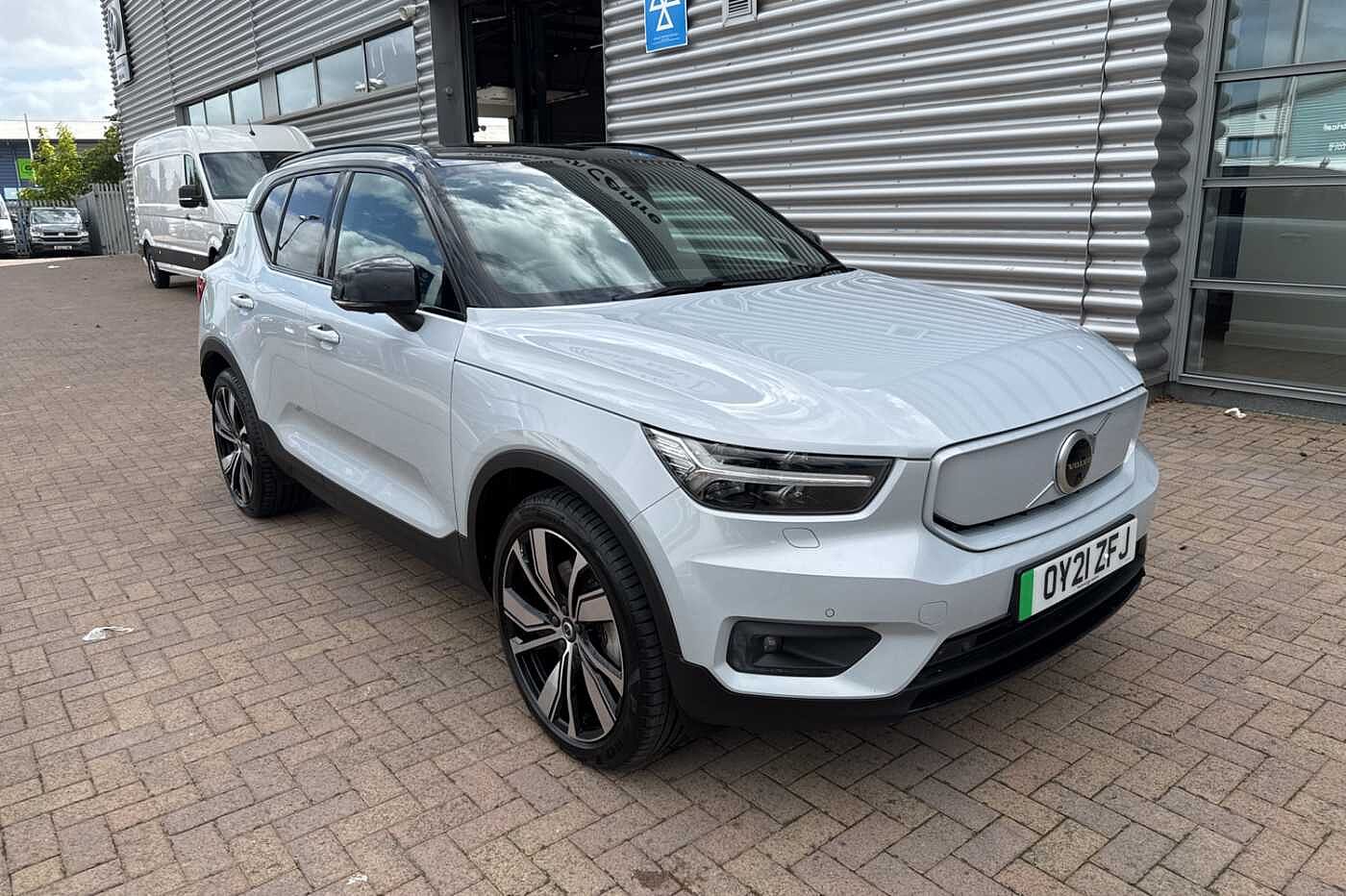 Main listing image - Volvo XC40 Recharge