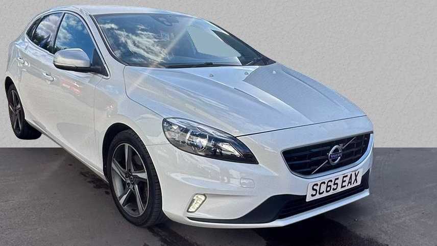 Main listing image - Volvo V40