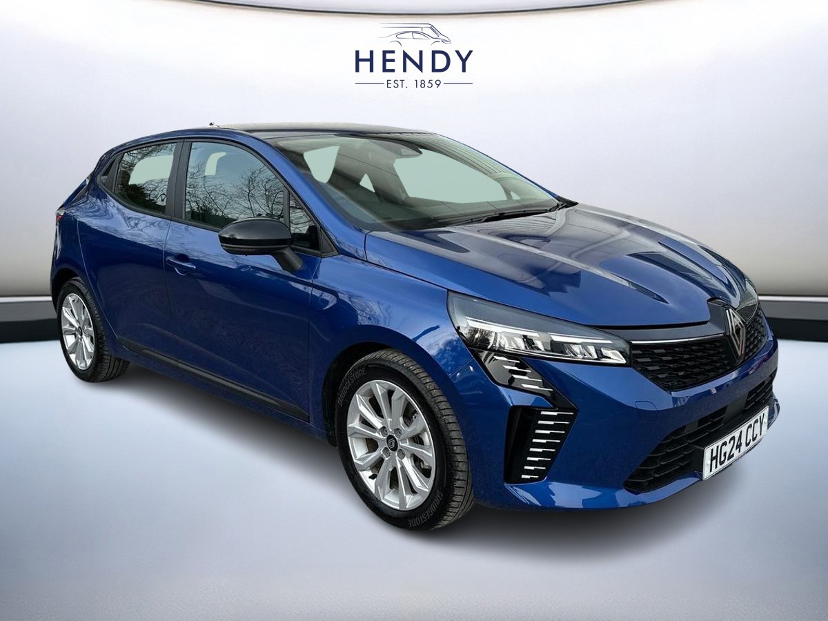 Main listing image - Renault Clio