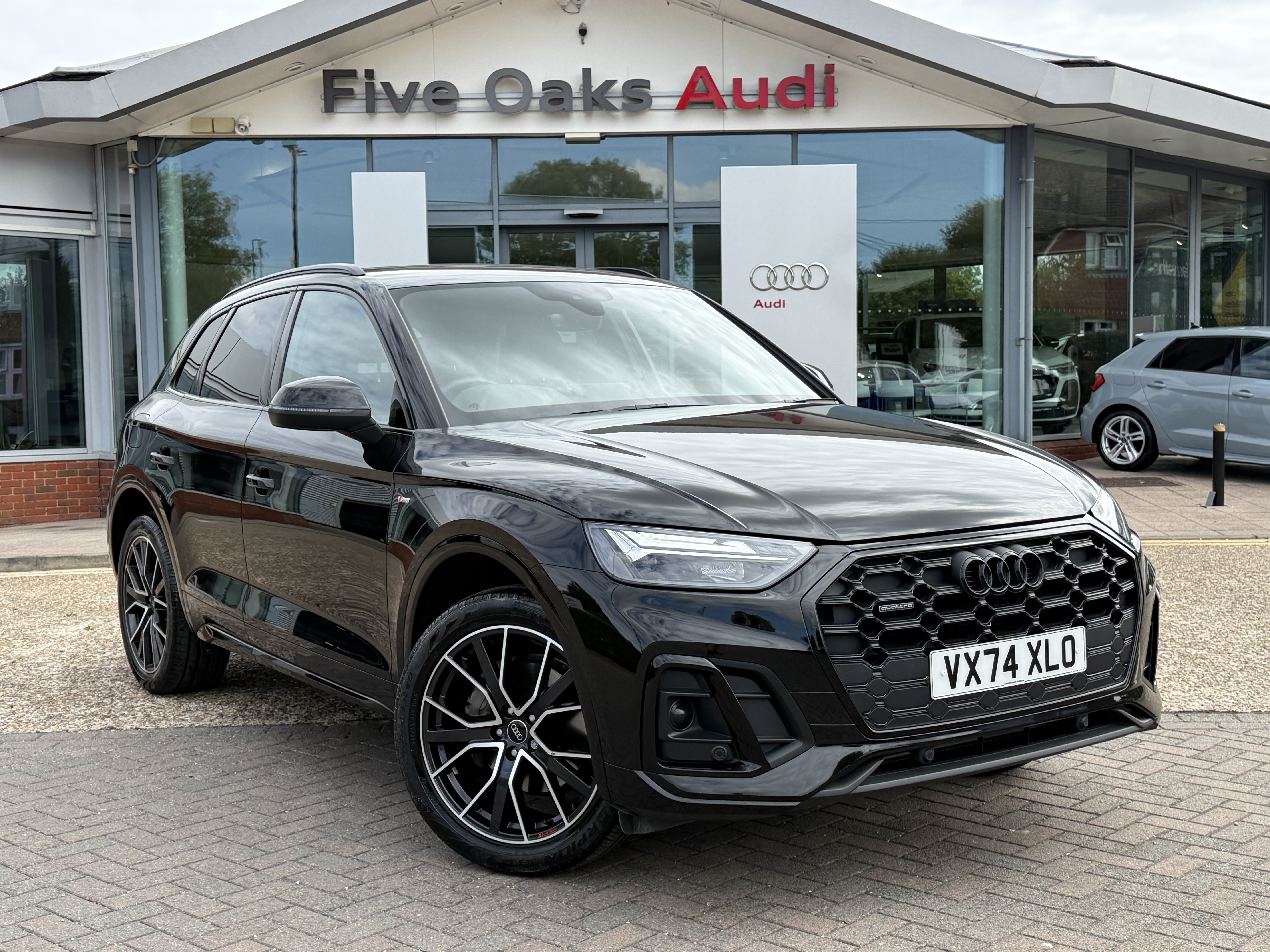 Main listing image - Audi Q5