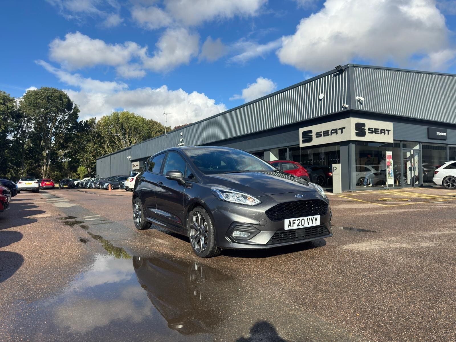 Main listing image - Ford Fiesta