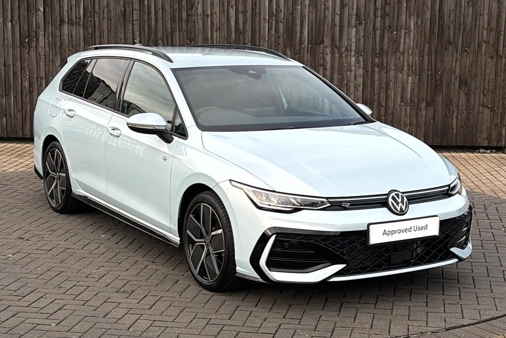 Main listing image - Volkswagen Golf Estate