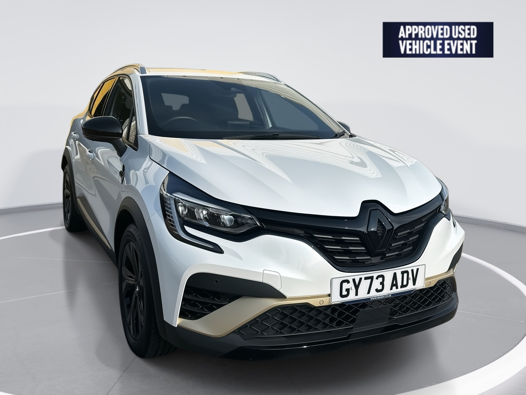 Main listing image - Renault Captur