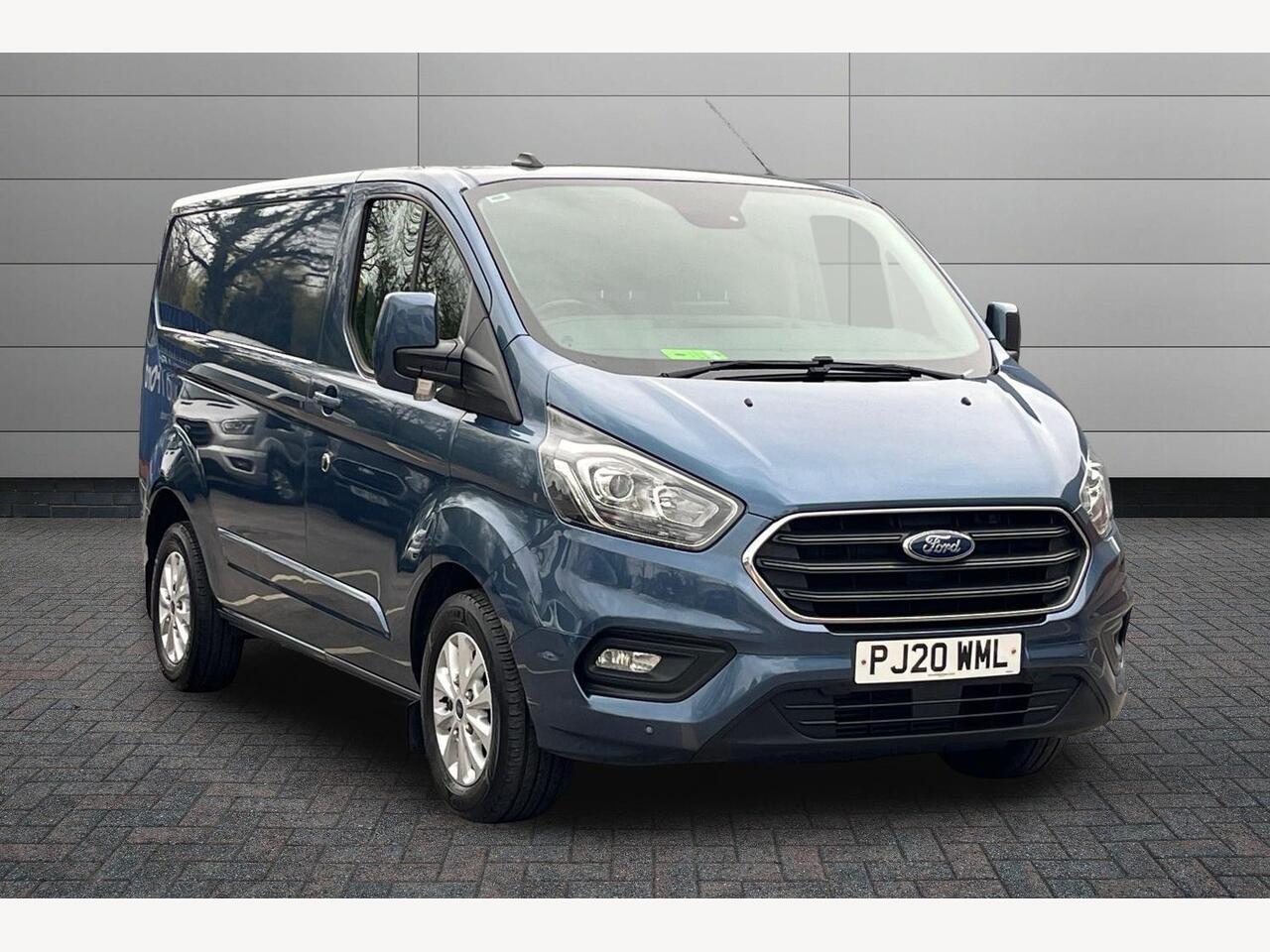 Main listing image - Ford Transit Custom