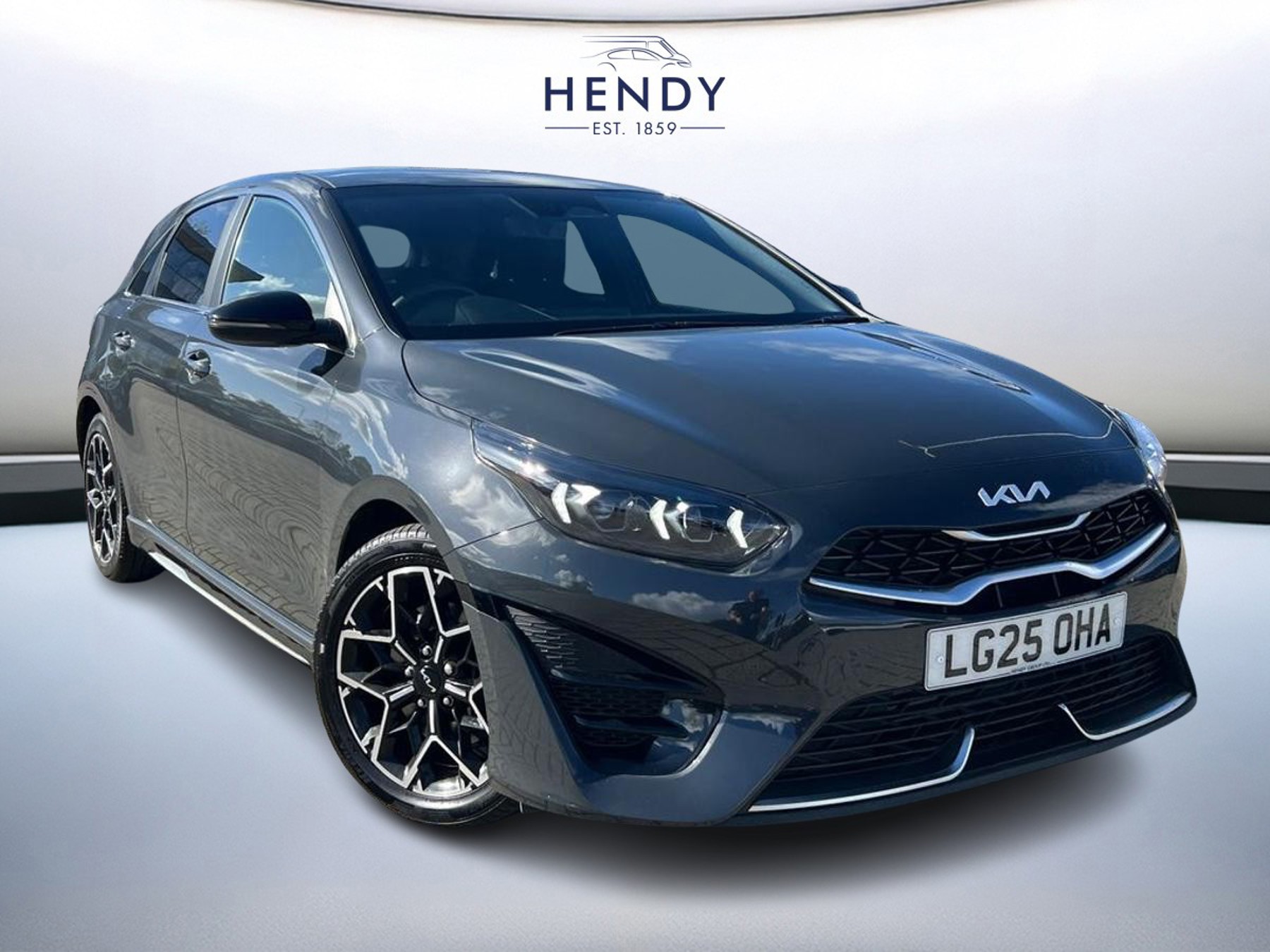 Main listing image - Kia Ceed